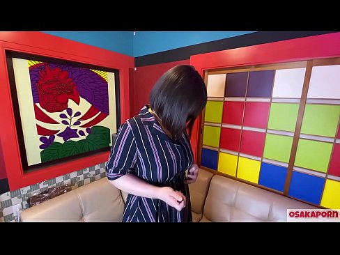 ❤️ חמודה יפנית עם ציצים גדולים מאוננת עם צעצועי מין ויש לה אורגזמה. היא מדברת בראיון על החוויה המזוינת שלה. ציצים ענקיים וכוס שעיר גונח בקול רם. אוסקאפורן פאקינג אצלנו ❌️